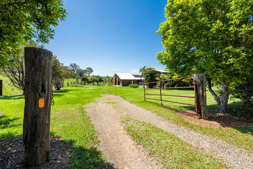 88 Clarence Way, Mountain View, NSW 2460