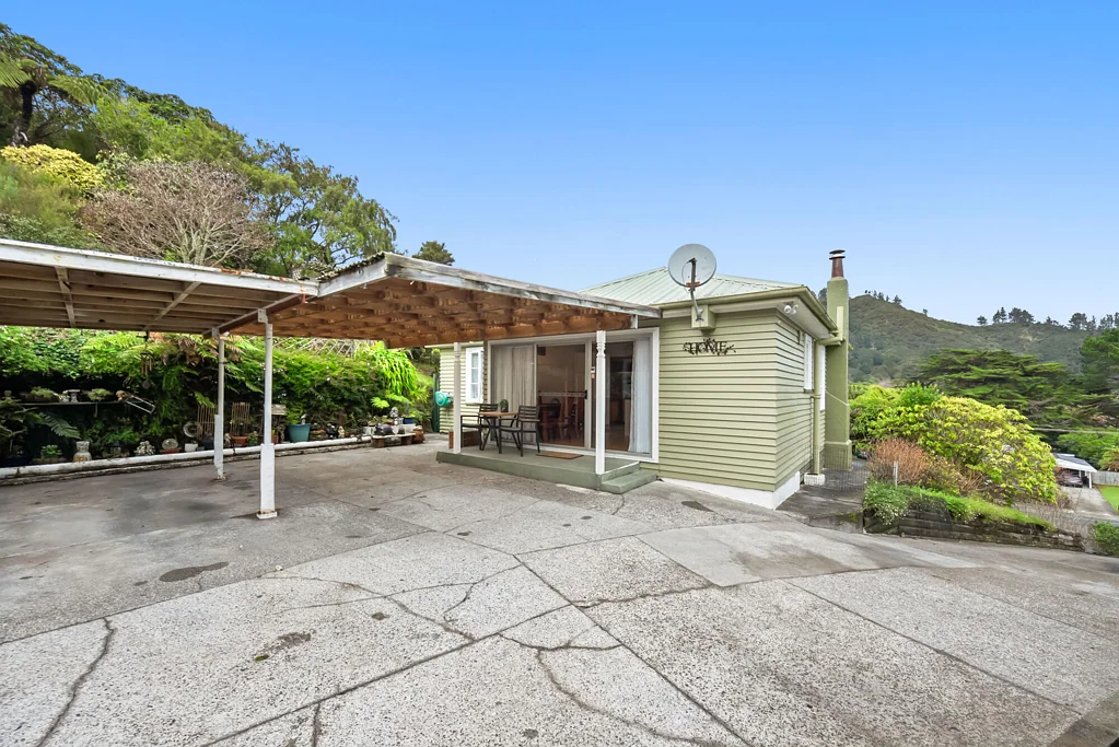 Wainuiomata 3chambre Peaceful family living on a generous section