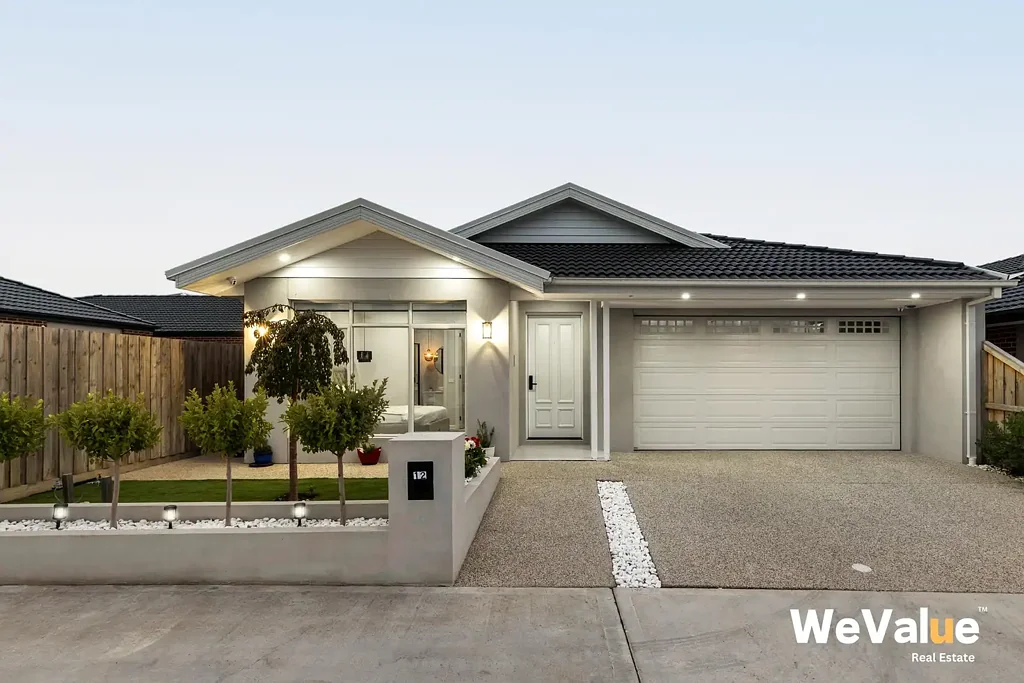 12 Tarragon Way, Mickleham, VIC 3064