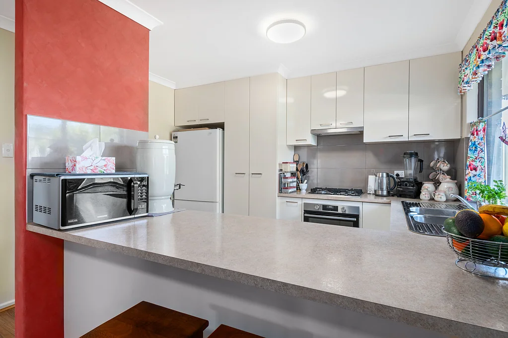 62 Hossack Avenue, Parkwood, WA 6147