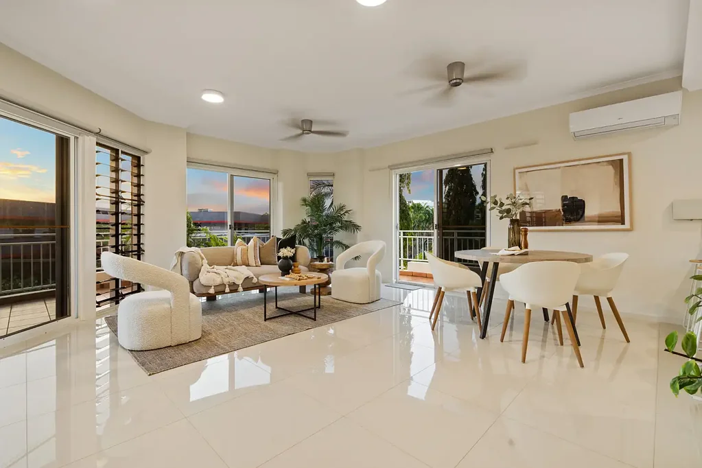 Larrakeyah 3Moenga Sophisticated Apartment Living on the Esplanade's Edge!