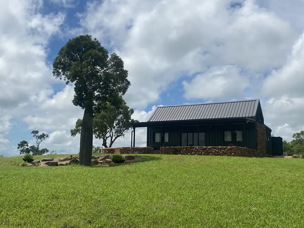 COMING SOON - FULLY FURNISHED PEACEFUL RETREAT