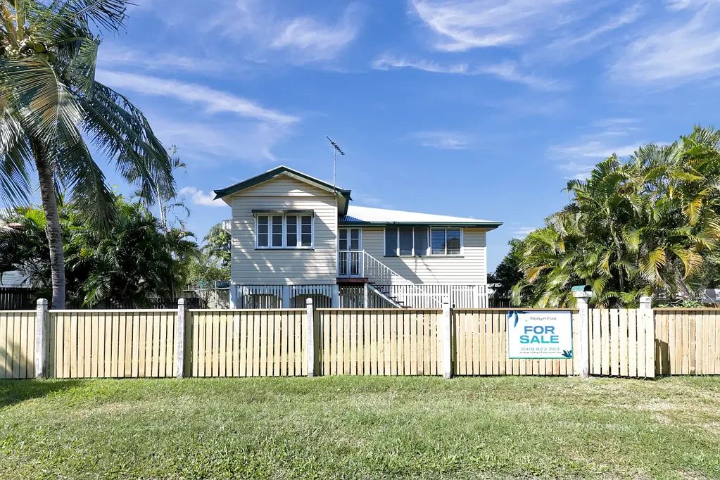South Mackay 3બેડરૂમ CHARMING QUEENSLANDER IN CENTRAL LOCATION
