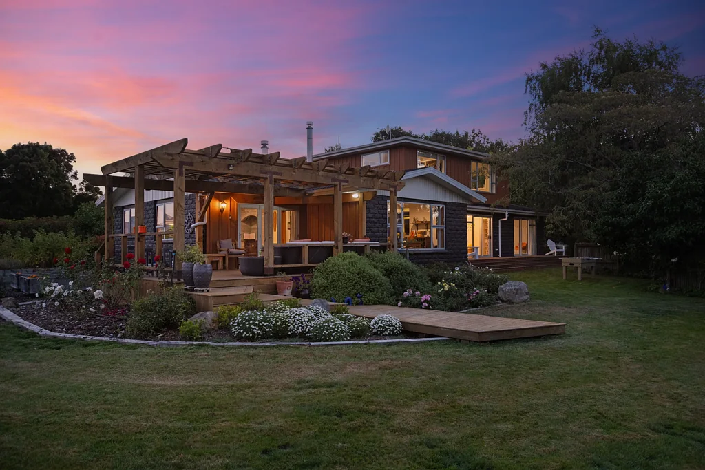 Fairhall Country charm, modern family living