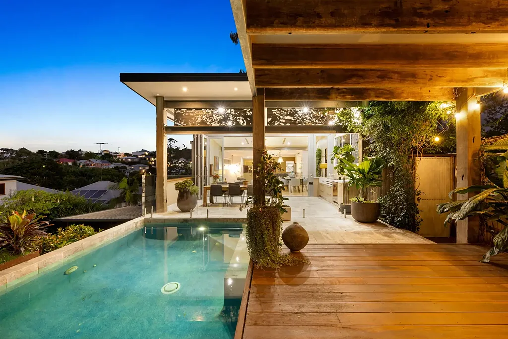 Auchenflower 4chambre Luxurious Entertainer with Spectacular City Views