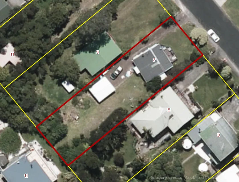 7 Deerness Crescent, Algies Bay, Rodney, 3 Kuwarto, 2 Banyo