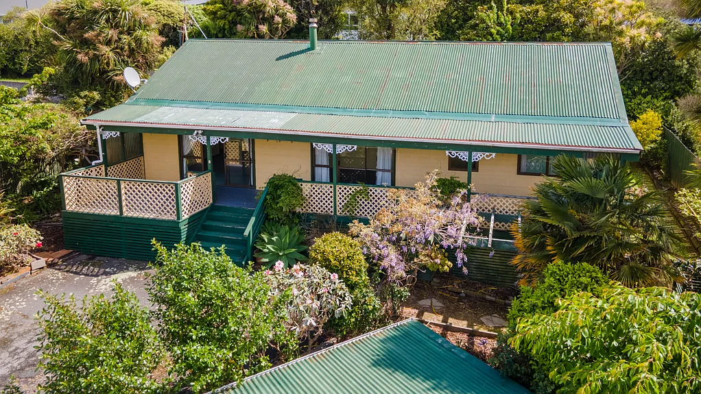 7 Woolwich Close, Whitby, Porirua, Wellington
