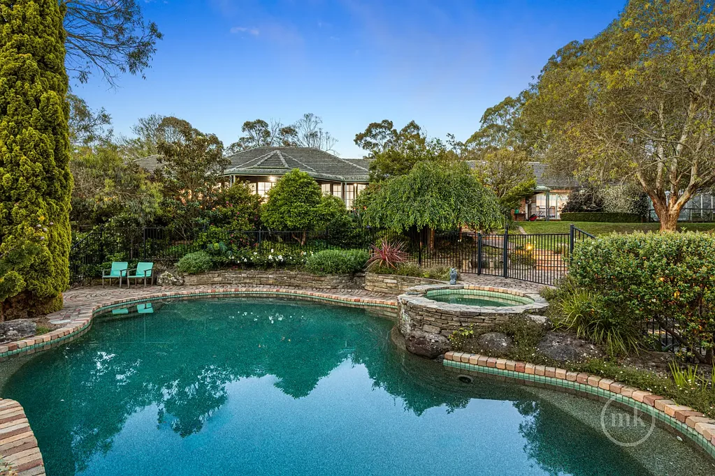 212 Old Eltham Road, Lower Plenty, VIC 3093