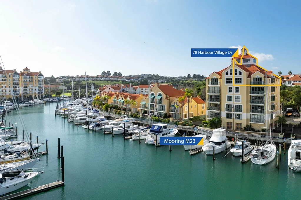 Gulf Harbour 3 Bedroom Waterfront Penthouse with Marina Berth
