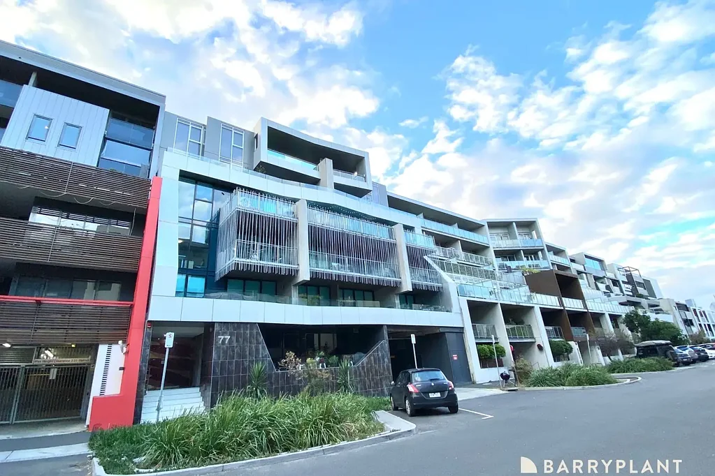 Modern Apartment Living in the Heart of Port Melbourne