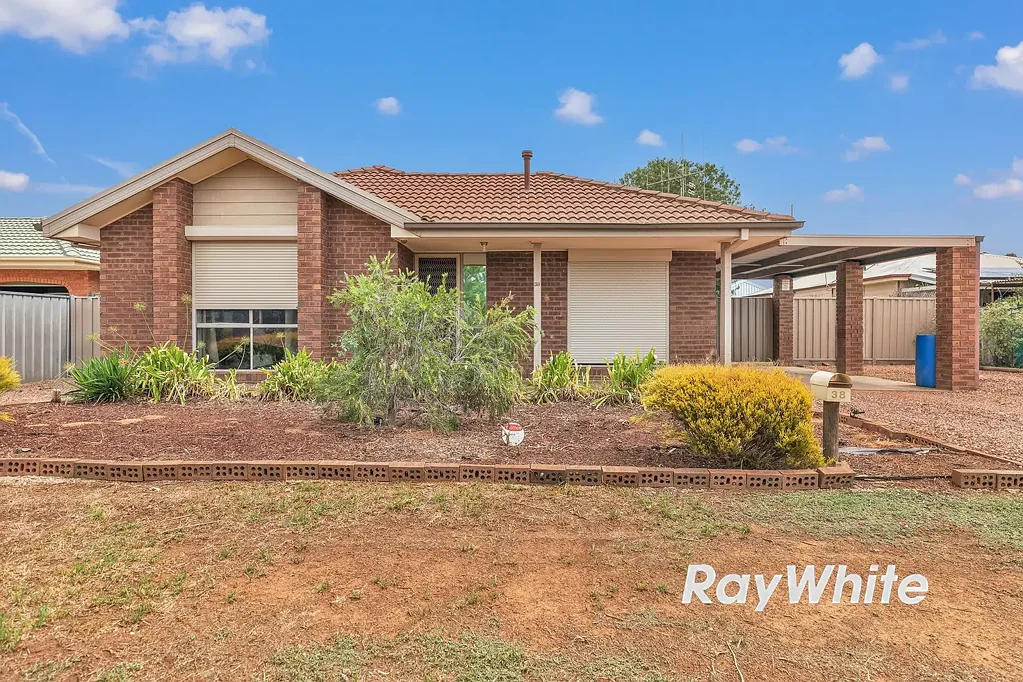 38 Kerford Street, Rochester, VIC 3561