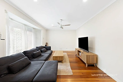 客厅 - 3 Provis Close, Burnside, VIC 3023