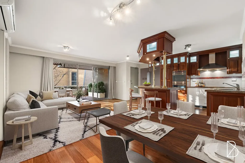 Kingston 2 Bedroom Bespoke, reimagined apartment in the heart of Old Kingston.