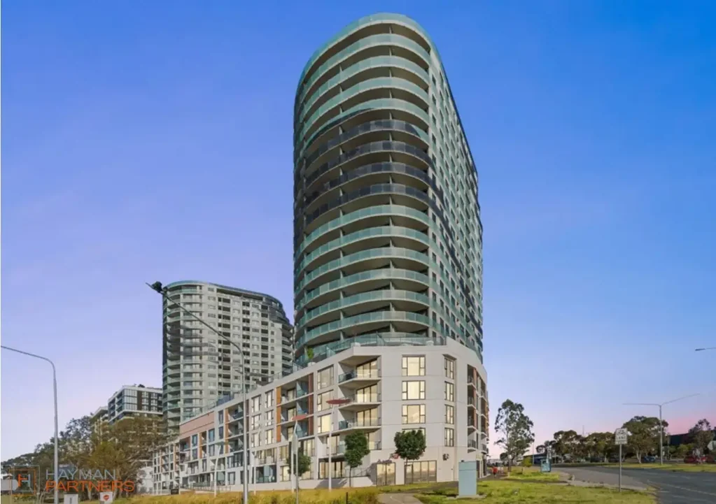 Gungahlin 1 Bedroom 17th Floor Apartment with Views & Convenience in the Heart of Gungahlin