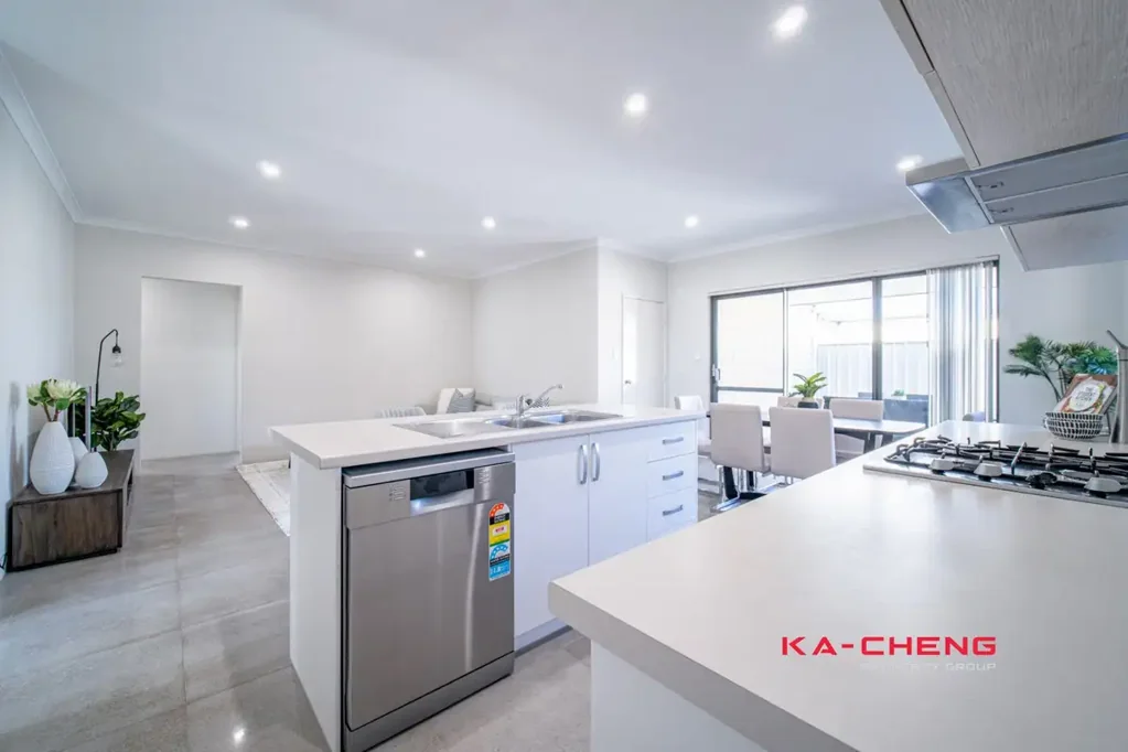 Morley 4બેડરૂમ Well-Appointed Family Home with Practical Modern Improvements