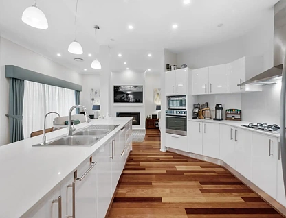 3 Jarvisfield Place, Macquarie Links, NSW 2565, 6 slaapkamers, 3 badkamers, House