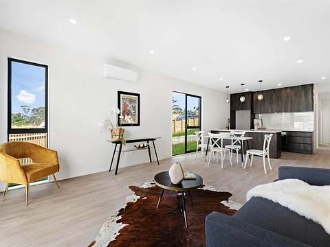 Near New Home in Prime Location – Ticks All the Boxes!