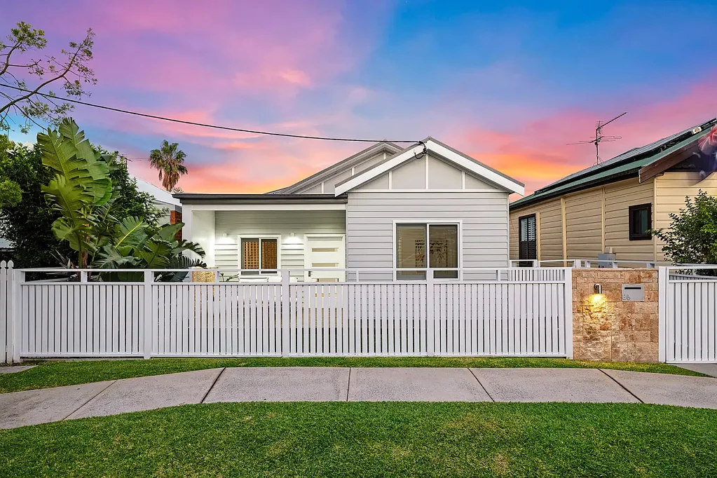 86 Douglas Street, Stockton, NSW 2295