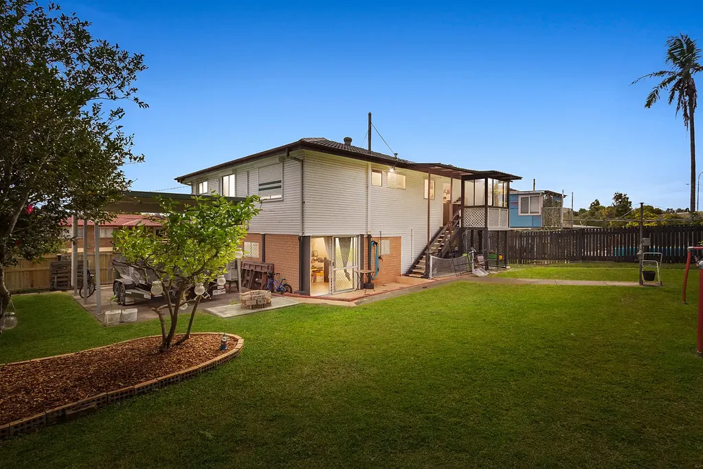 Underwood 3Kwarto Spacious Family Living in a Prime Underwood Location