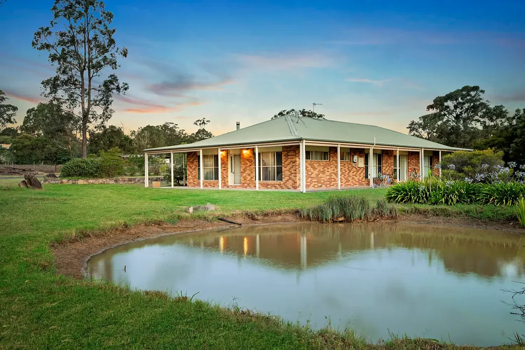 120 Frame Drive, Abermain, NSW 2326