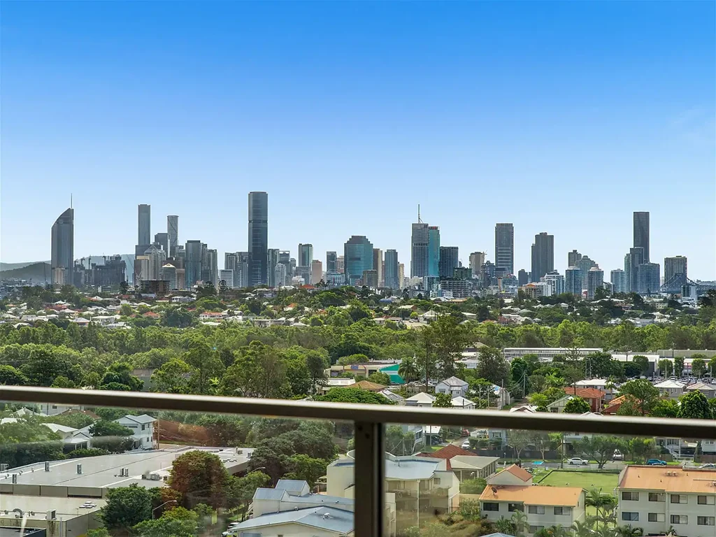 30801/300 Old Cleveland Road, Coorparoo, QLD 4151