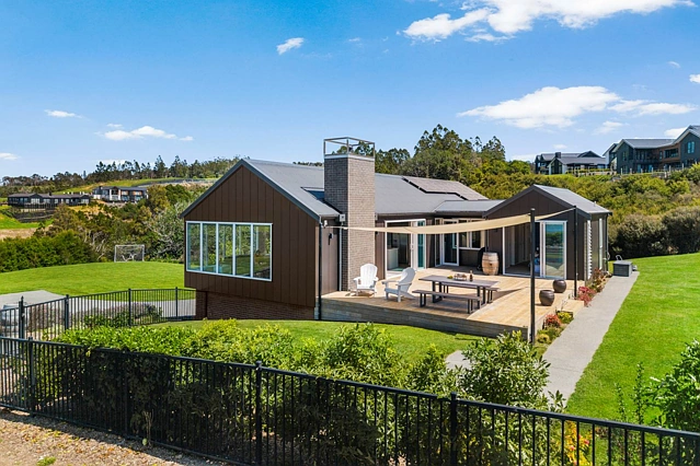 14 Rongoa Road, Okura Bush, Rodney