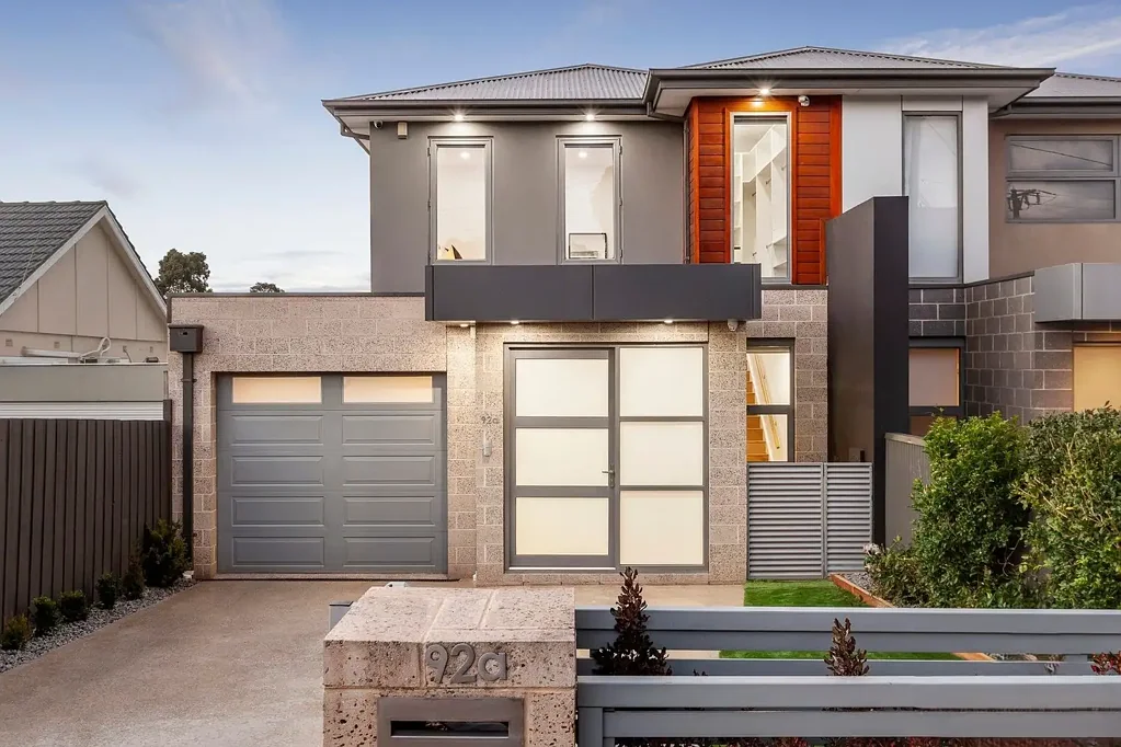 Impressive Family-Sized Townhouse with Premium Features & Exceptional Outdoor Entertaining