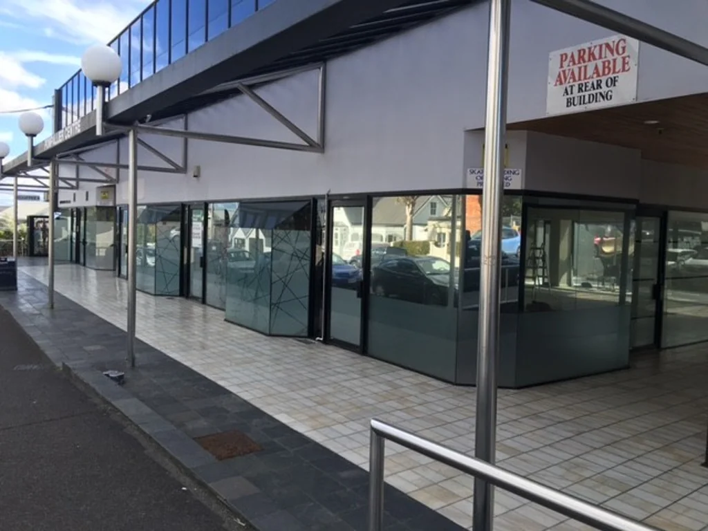 Ponsonby  CBRE - Ponsonby Retail With Affordable Rental