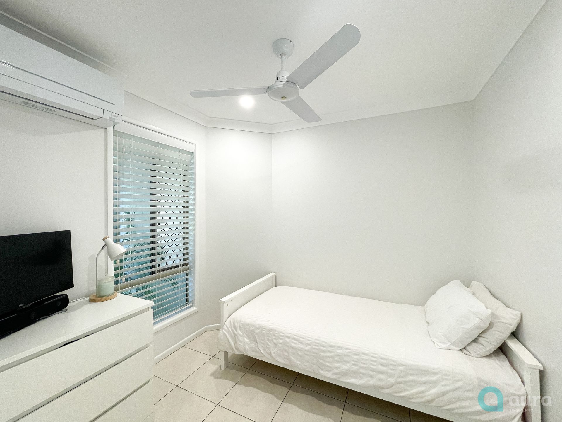 11 WHEELER CR, CALOUNDRA WEST QLD 4551, 0房, 0浴, House