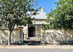 300 Kensington Road, Leabrook