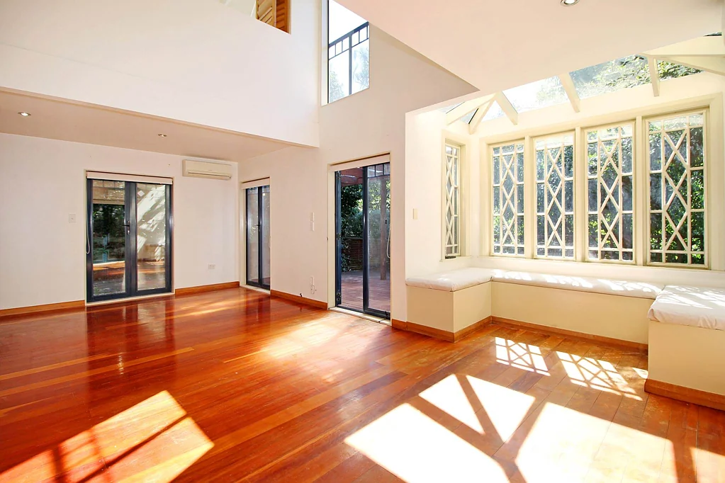 Two-Level Warm & Welcoming Sanctuary  Double ...