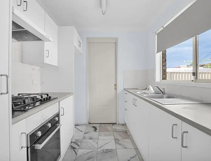 26 Hydrangea Place, Macquarie Fields, NSW 2564, 4 कमरे, 1 बाथरूम, House