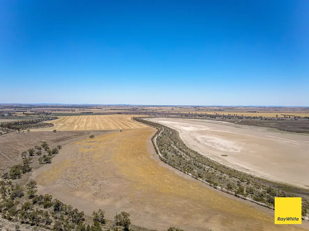 1 Bolgers North and South, Donald, VIC 3480