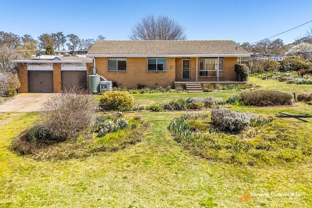 Walcha 3कमरा Charming Family Home on a Generous Block