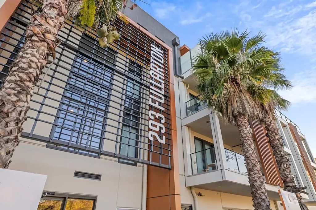 Luxurious Residence in the Glenunga International High School Zone!
