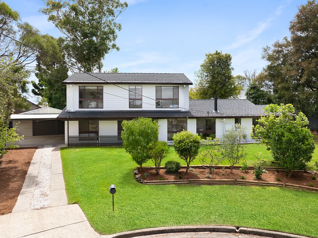 3 CAMELOT CLOSE, Mount Colah, NSW 2079