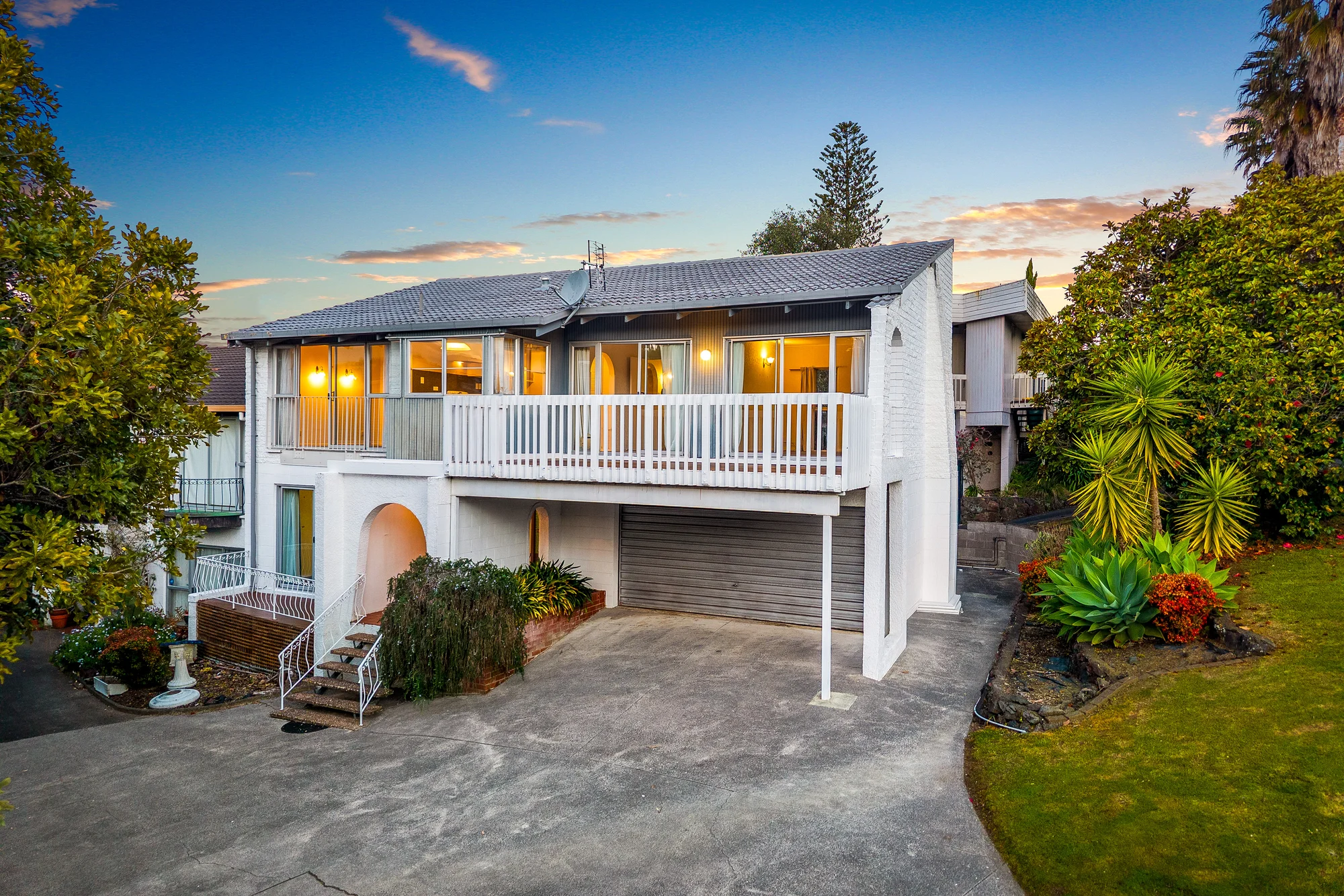 Castor Bay 4Moenga Auction This Thursday 8th October from 12:00pm
