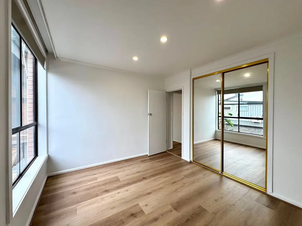 Comfortable 2-Bedroom Unit in a Convenient Inner-West Location