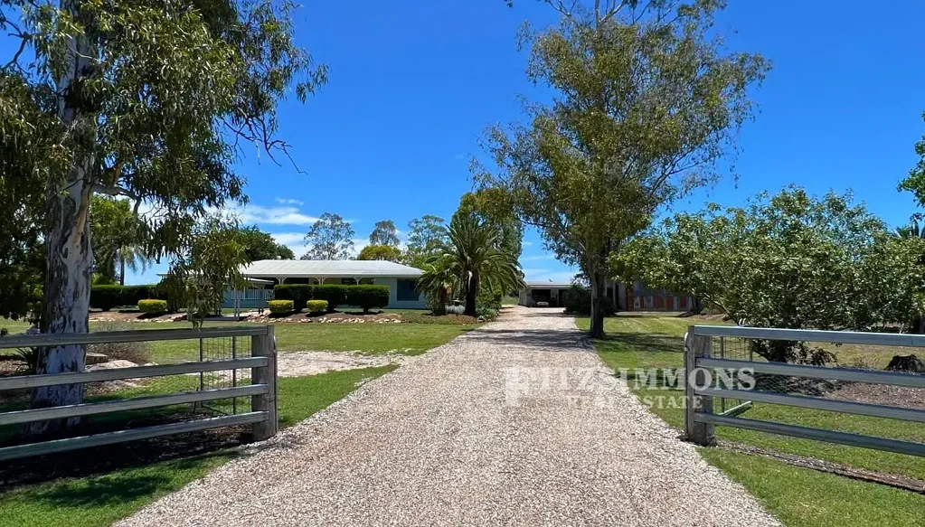 Dalby 4房  10 ACRES – STANDOUT HOME – SHEDS – 2 DAMS