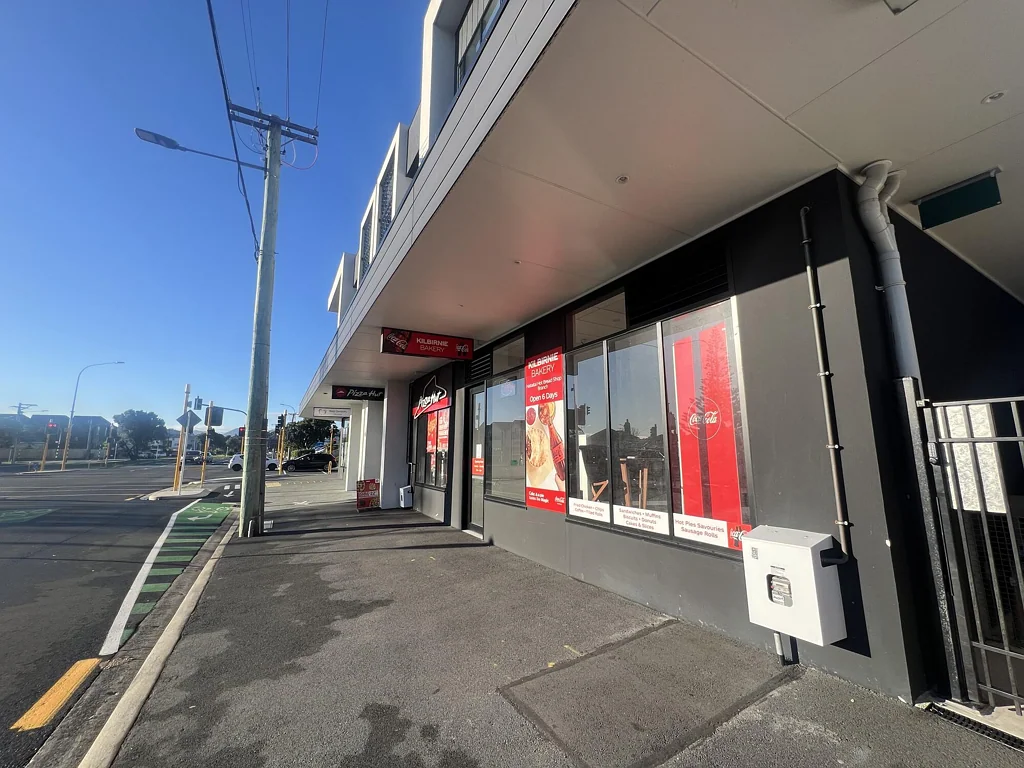 Kilbirnie  Near-New Hospitality/Takeaway Opportunity