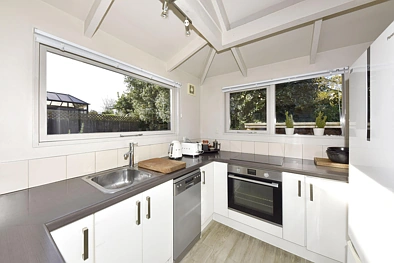 4B Merrin Street, Avonhead, Christchurch, Canterbury, 2房, 1浴, House