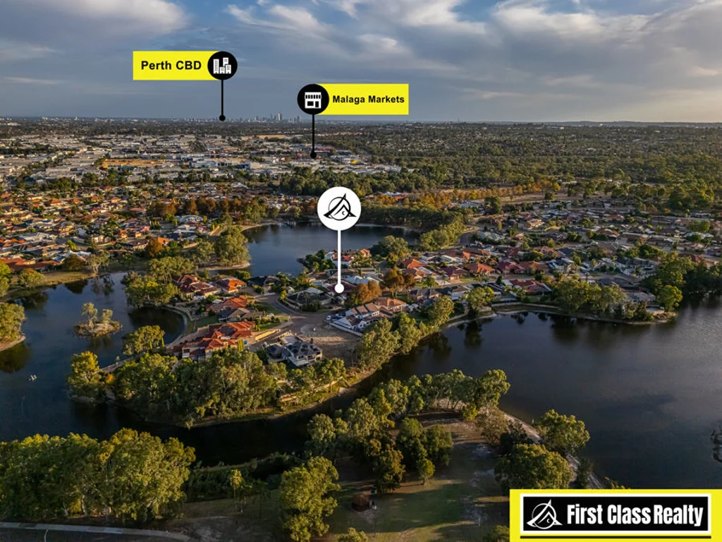 Ballajura 4침실 North-to-rear lake facing Home with a private yard set on a 1,201sqm block
