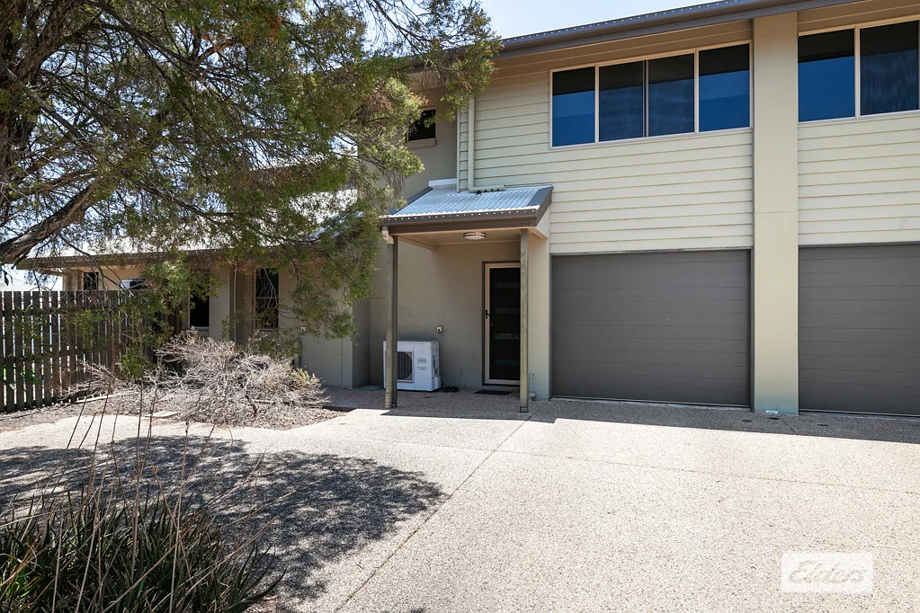 2/2 Guy Street, Emerald, QLD 4720