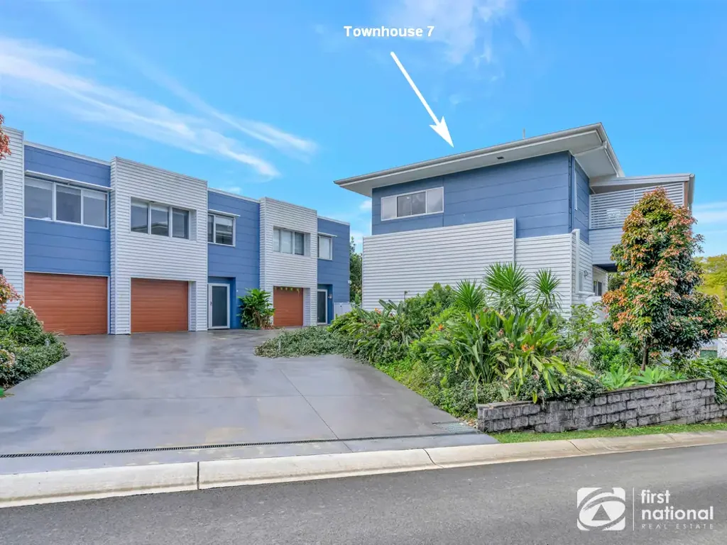 Coffs Harbour 2Kwarto Boutique freestanding townhouse in prime location