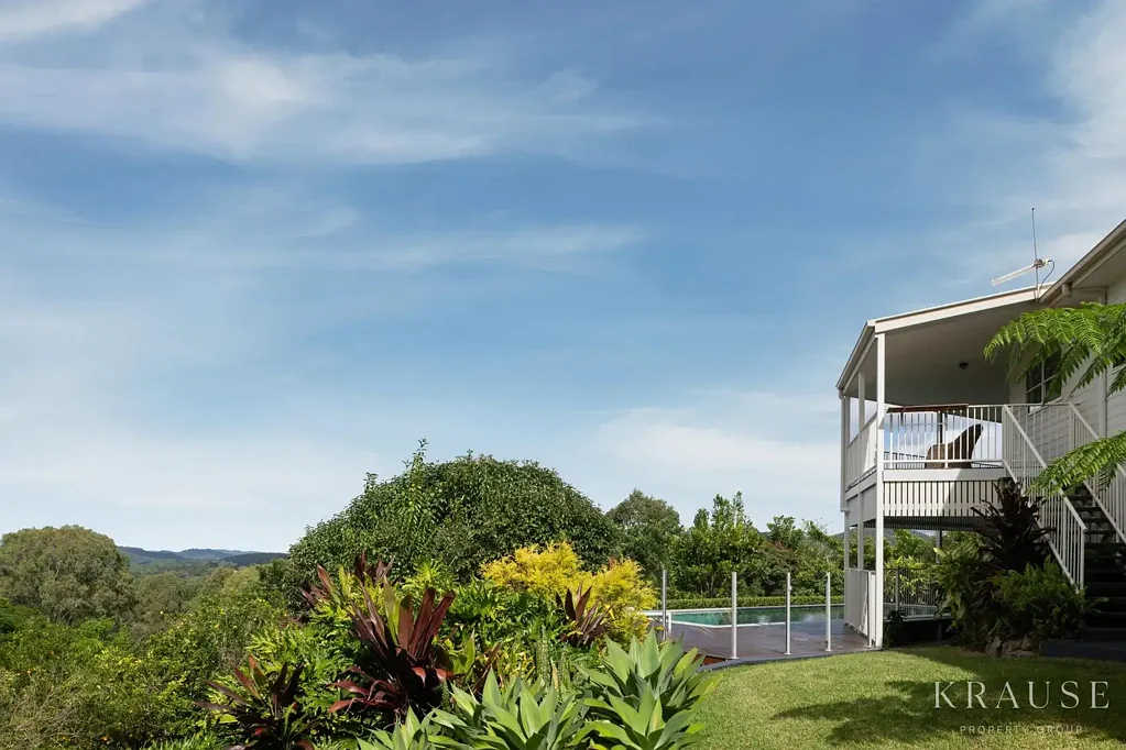Eumundi 4 Bedroom A Private Garden Retreat with Elevated Hinterland Views