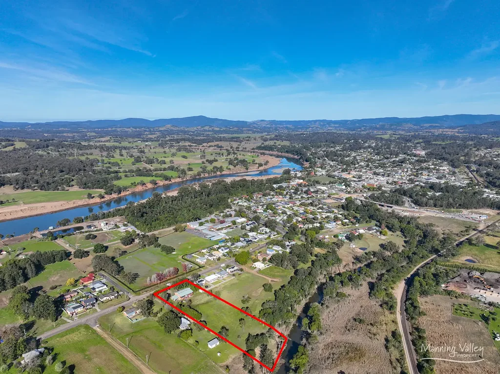 21 Appletree Street, Wingham, NSW 2429