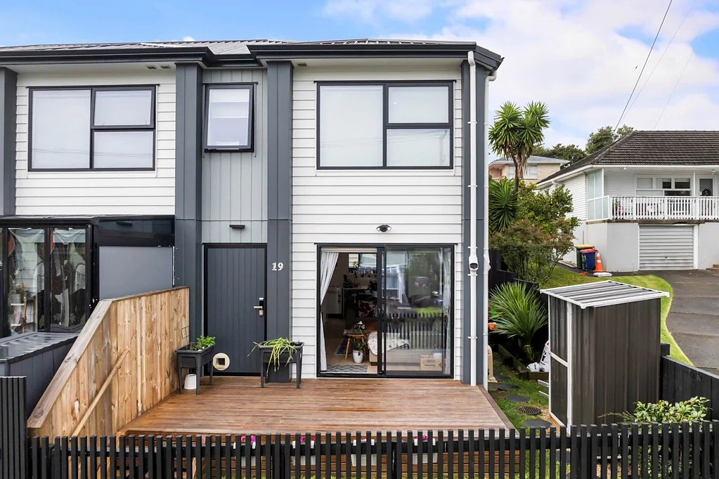 Bayview 2Phòng ngủ Smart, Sleek & Set in Bayview!