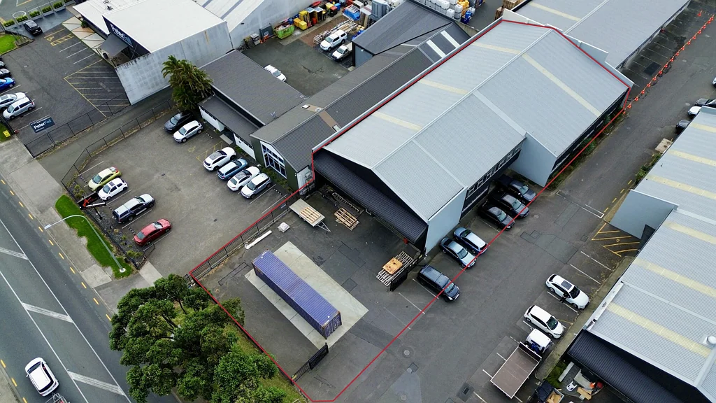 Avondale Functional warehouse + secure yard