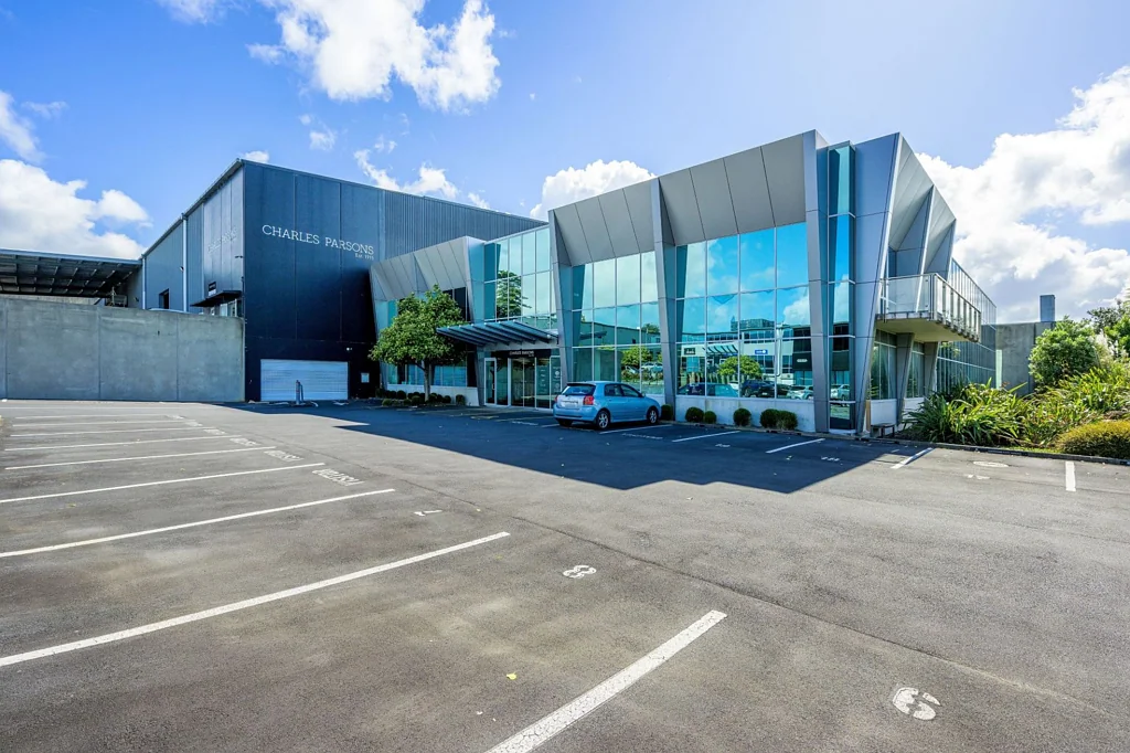 Avondale Versatile 424sqm Office with Expansion Options