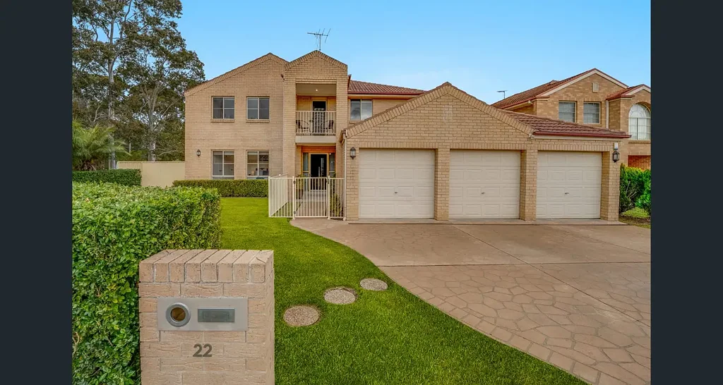 Spacious Family Living Moments from Kellyville Metro